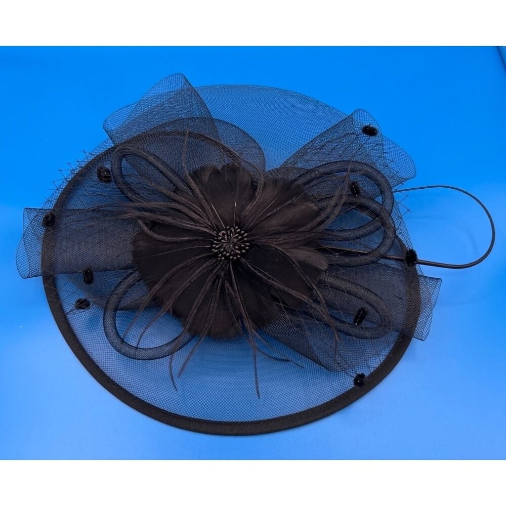 Black Mesh Fascinator Hat With Flower & Feathers